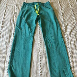 Figs - Kade Cargo Scrub Pants